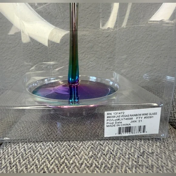 Welcome to Fabulous Las Vegas Nevada Colored Wine Glass - Picture 8 of 15